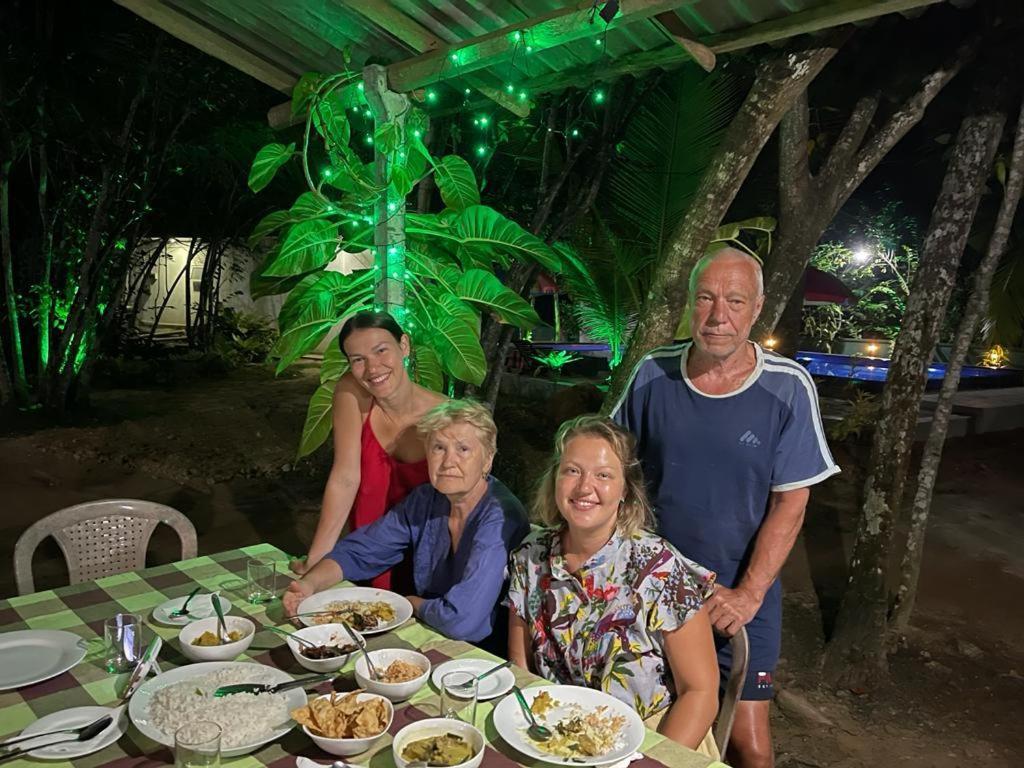 Jungle Restaurant And Villa Unawatuna Extérieur photo